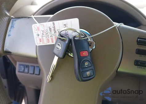 2006 Nissan Pathfinder S z USA, uszkodzony, nr VIN 5N1AR18U56C680939